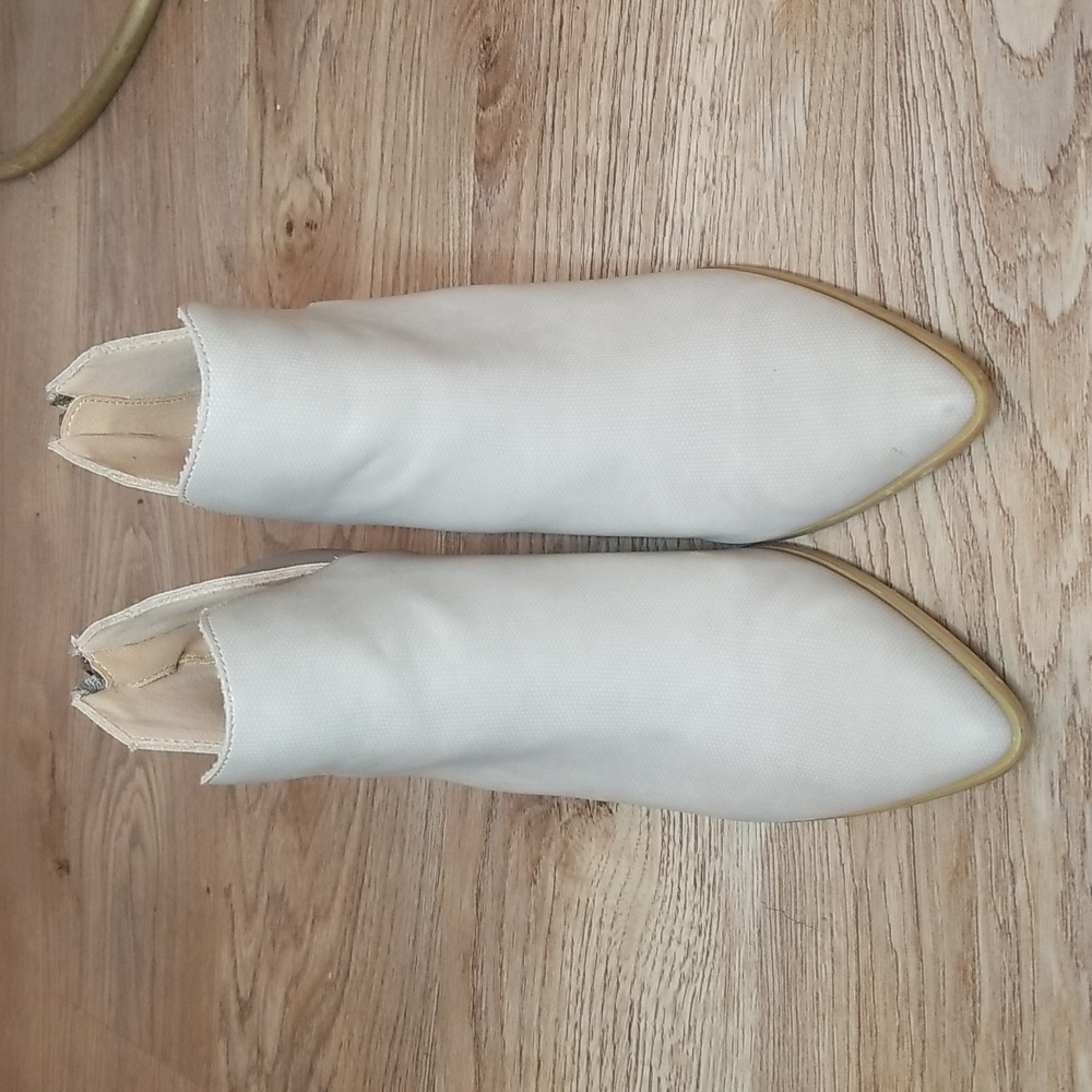 Mi.im Womens Beige Low Block Heel Booties Size 6.5 - Picture 2 of 16